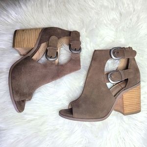 Sole Society Tan Suede Bootie Size 5.5